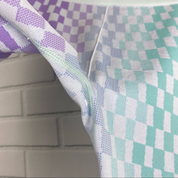 Fabletics High-Waisted Seamless Checkered 7/8 leggings size XL - Picture 3 of 6